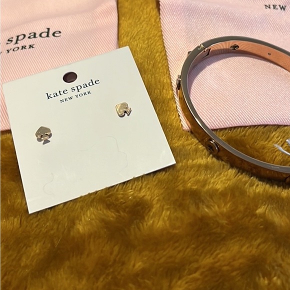 Kate Spade NWT Hinged Bangle + Studs - Picture 2 of 11
